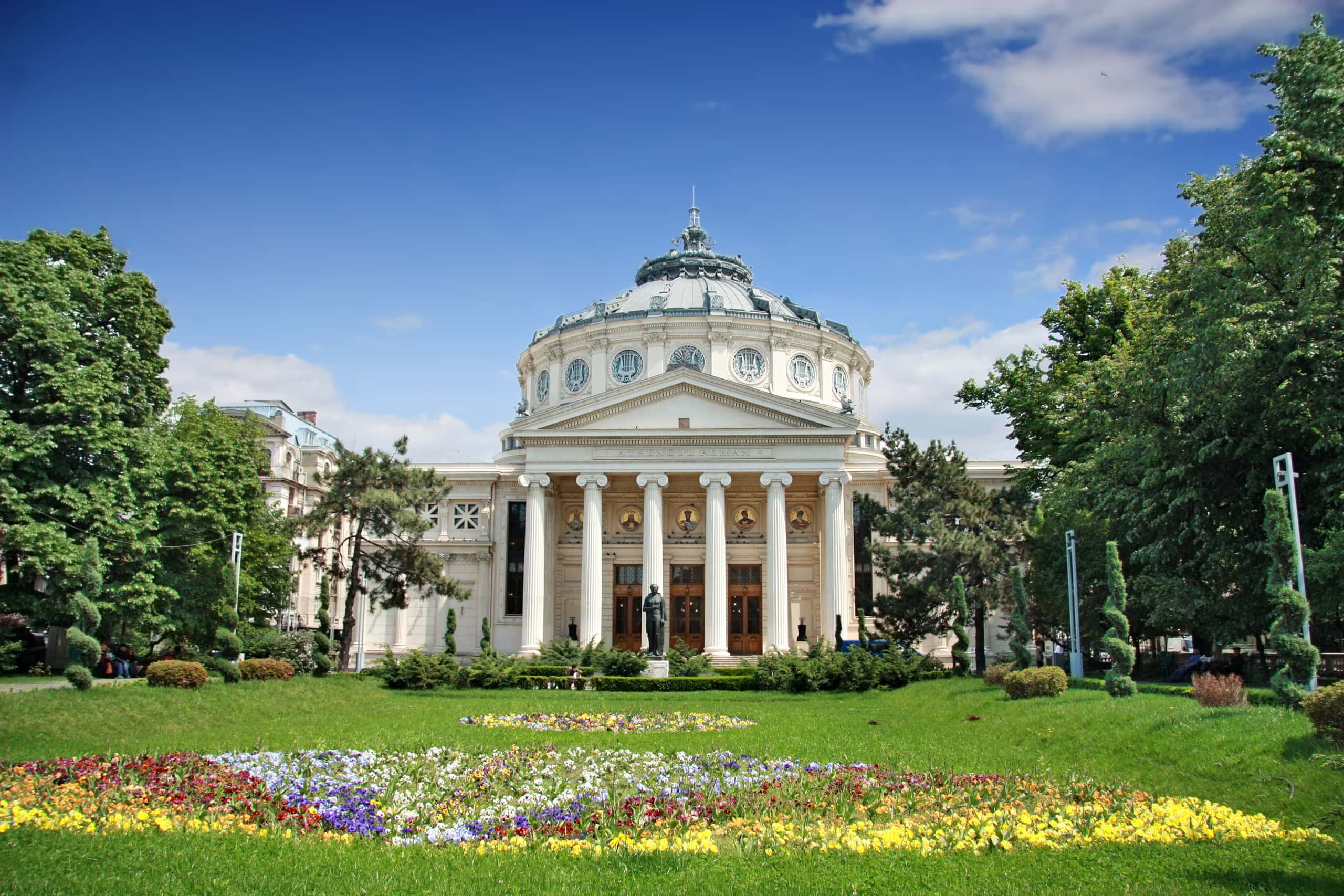 Cheap flights from London to Bucharest from £26