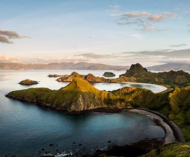 Flights to Flores