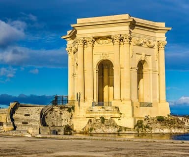 Flights to Montpellier