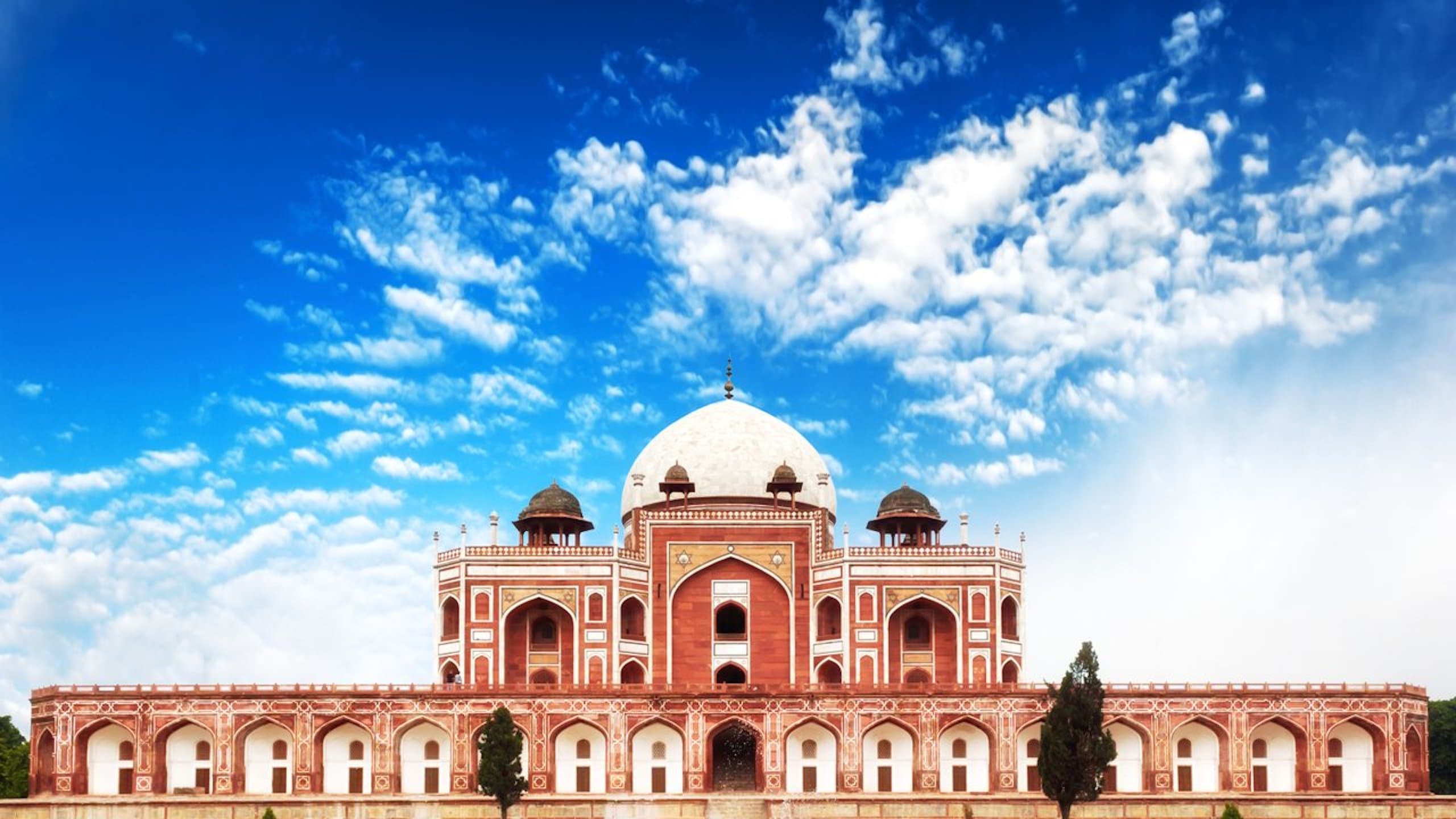 Cheap flights from United Kingdom to India from £378
