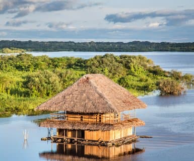 Flights to Iquitos