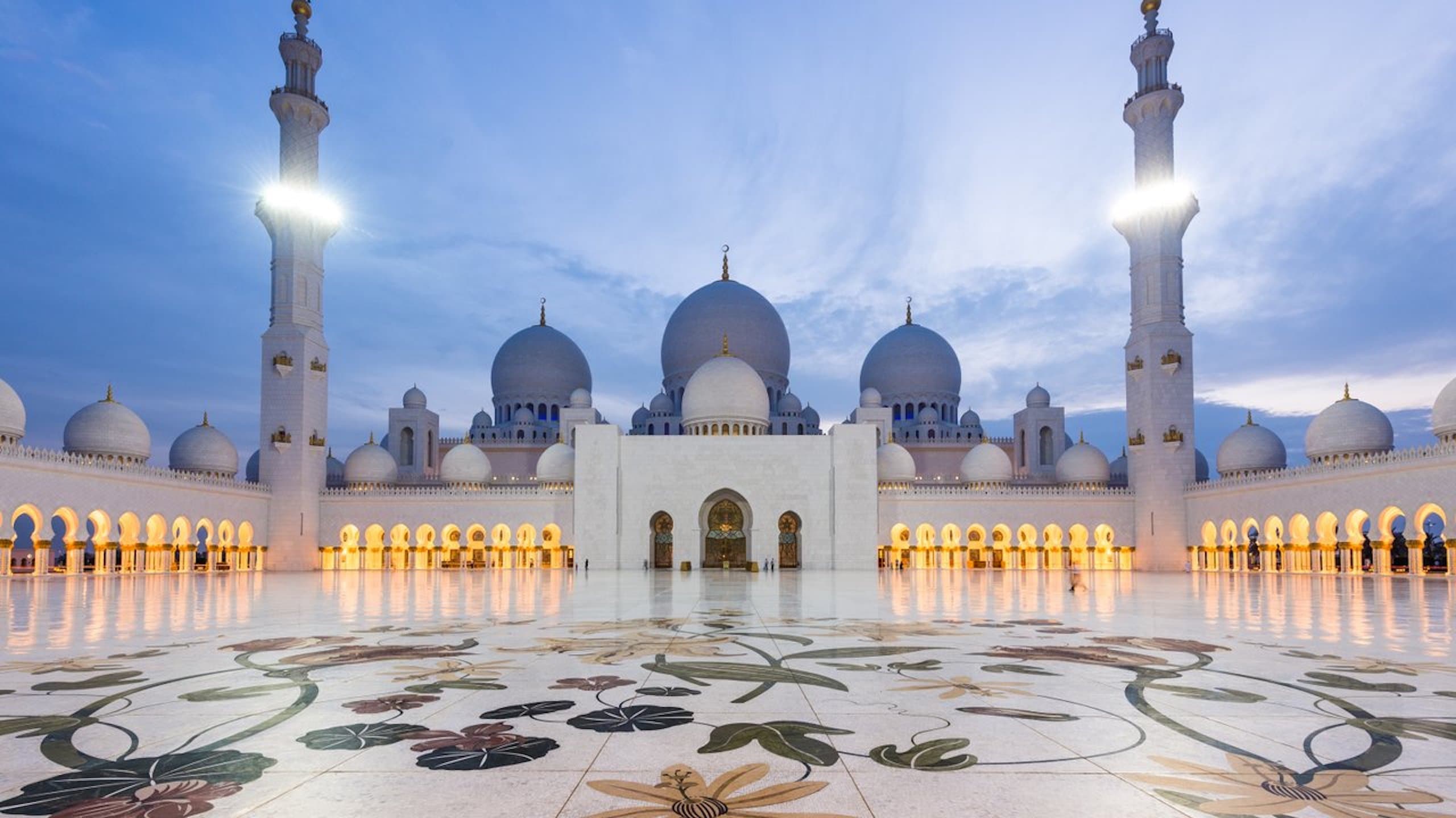 Cheap flights from Thailand to United Arab Emirates from £348