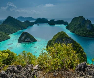 , - Sorong