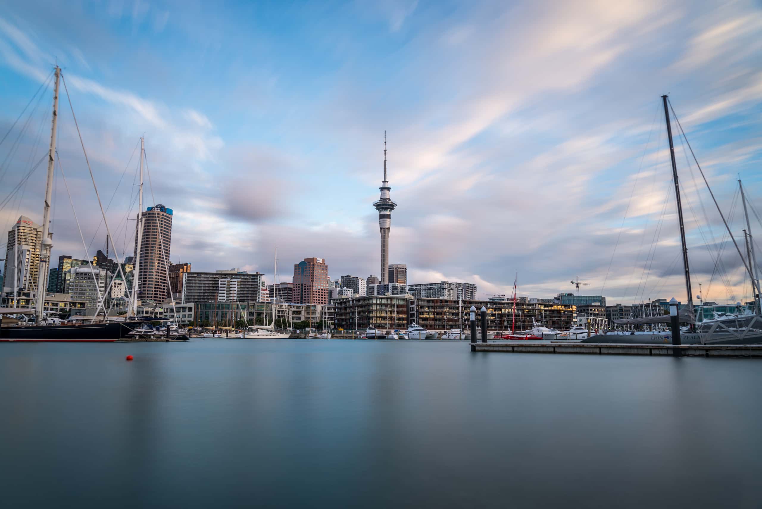 Cheap flights from Santiago de Chile to Auckland from $903