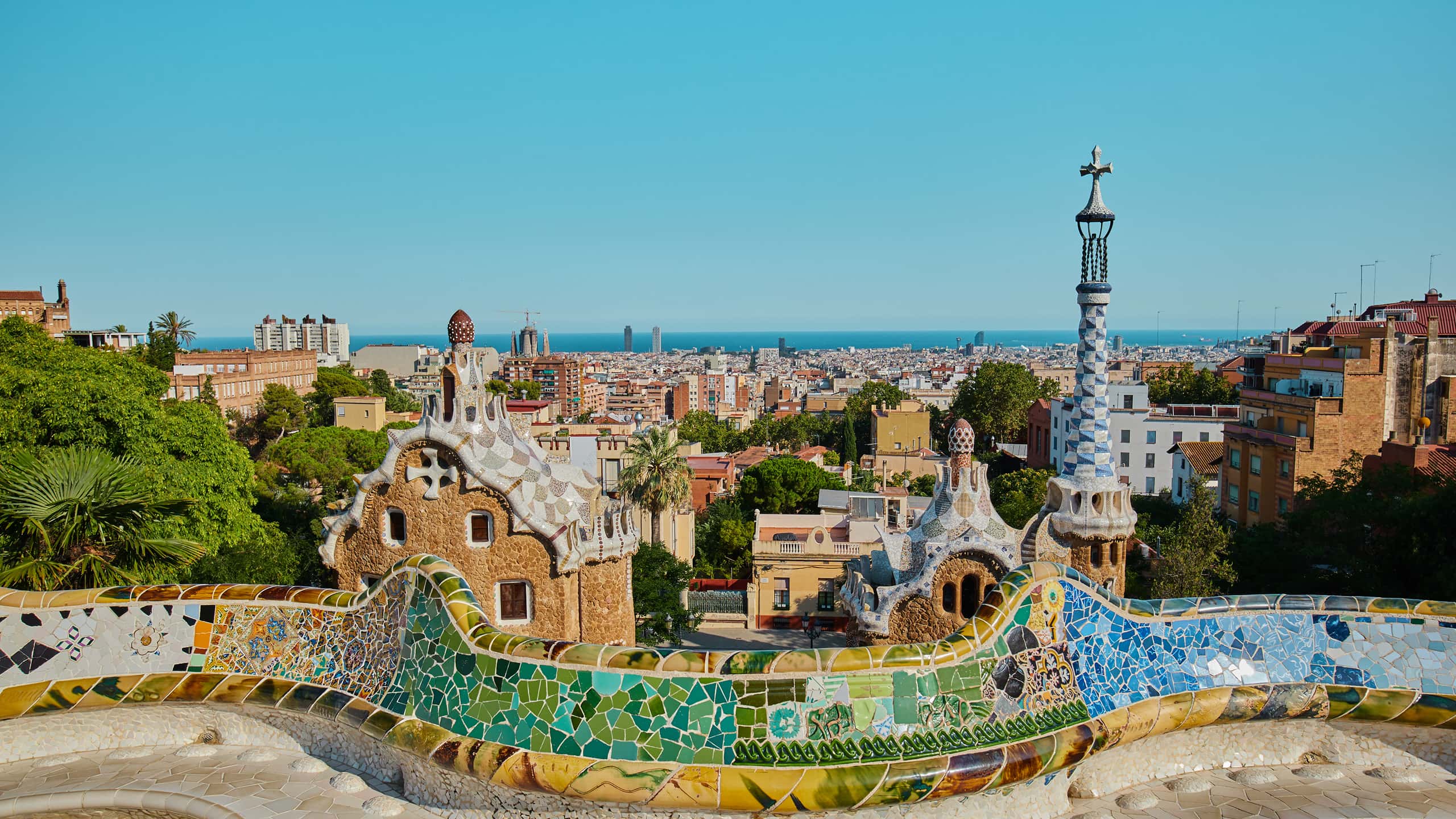 Cheap flights from Los Angeles to Barcelona from £179