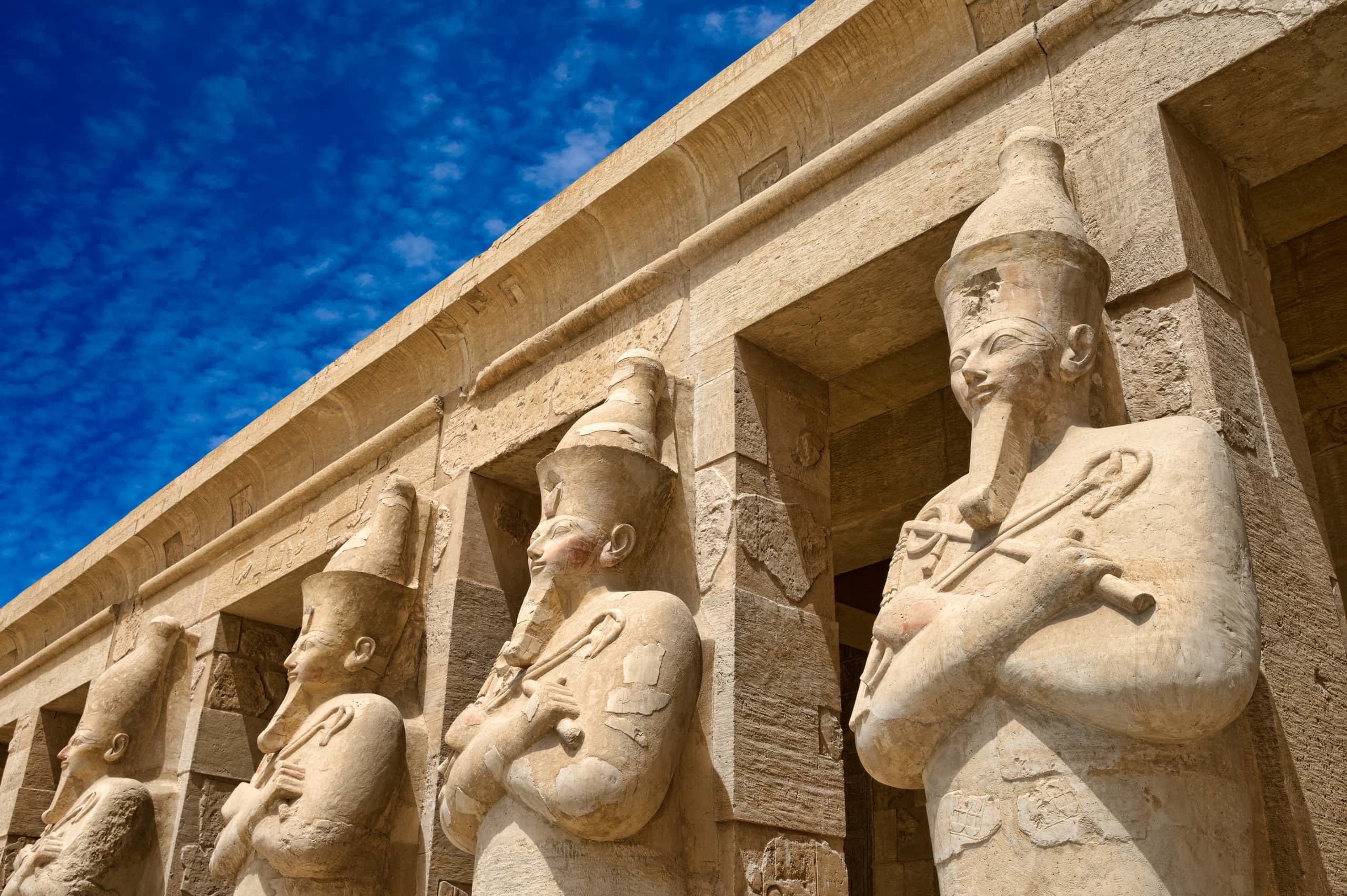 Cheap flights from Barcelona to Luxor from £88