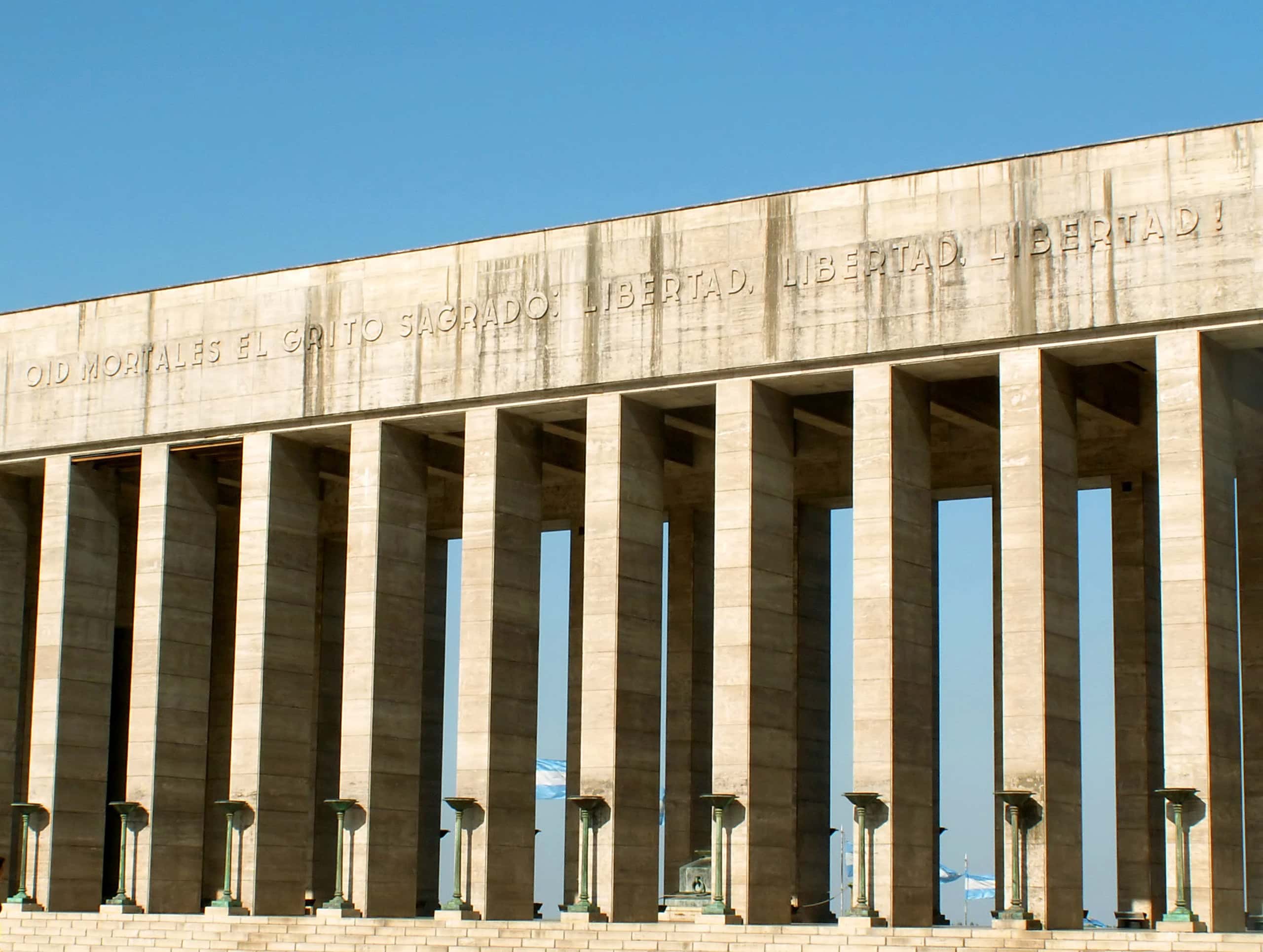 Cheap flights from Lima to Rosario from £114
