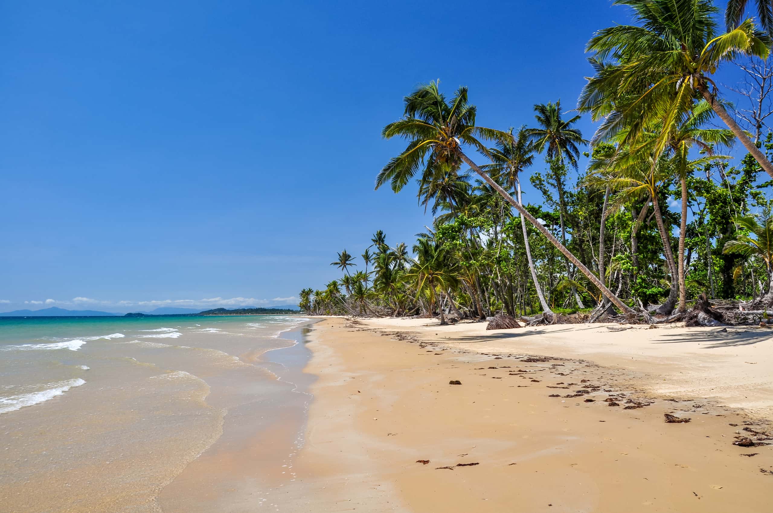 Cheap flights from Melbourne to Sunshine Coast Region from $83